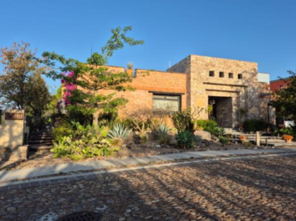 Casa en venta en Viñedos de San Miguel, Comonfort, Guanajuato