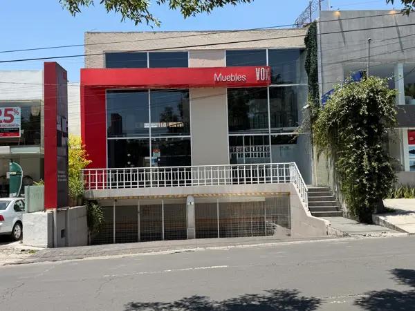VENTA/RENTA DE CASA/LOCAL COMERCIAL SOBRE ALTAVISTA, enfrente de MAC STORE