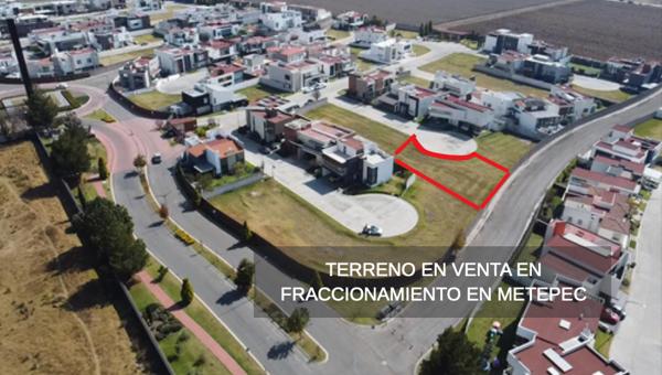 Terreno Residencial en Venta en  Metepec