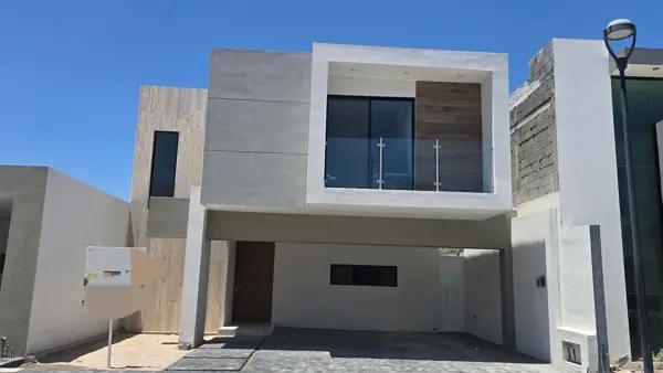 Casa nueva ubicada en las primeras cerradas