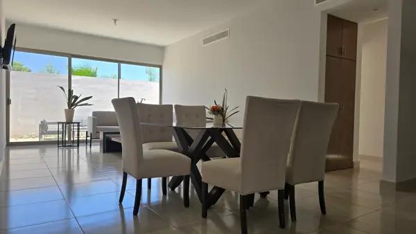 Casa de 1 piso ubicada en las primeras cerradas