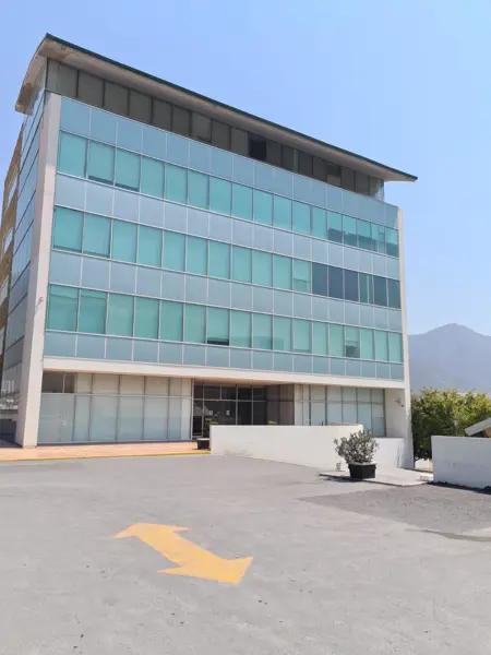 OFICINA EN RENTA por esfera y la rioja  CARRETERA NACIONAL MONTERREY