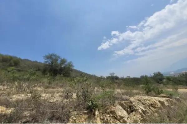TERRENO EN VENTA LAS MISIONES SANTIAGO CARRETERA NACIONAL