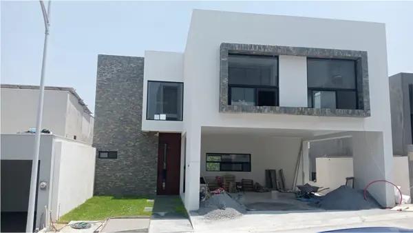 CASA VENTA por el barro CARRETERA NACIONAL MONTERREY
