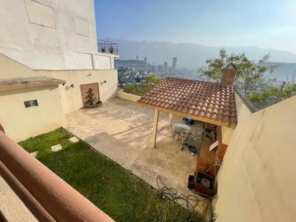 CASA PRIVADA DIAMANTE COLINAS SAN JERONIMO MONTERREY VENTA