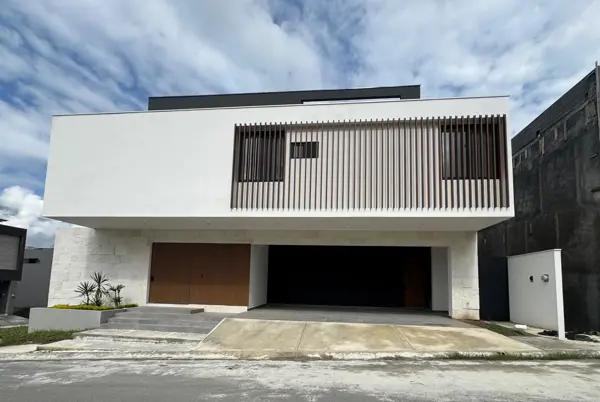 CASA BOSQUES DE LAS MISIONES yerbaniz SANTIAGO VENTA