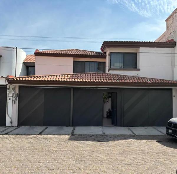 CASA ZONA ZAVALETA ARCOS DEL SUR PUEBLA VENTA