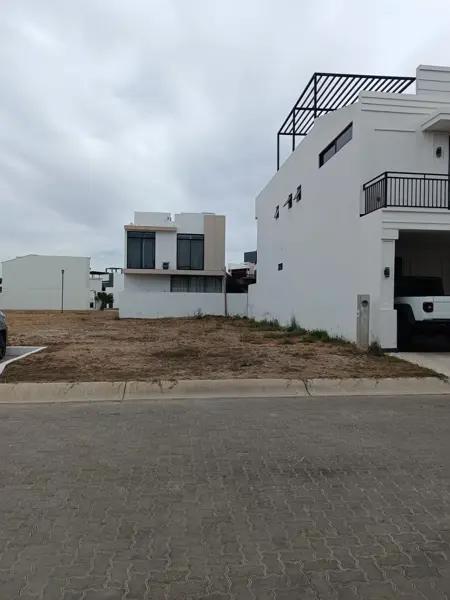 Construye tu casa ideal es una de las zonas  de mayor crecimiento   en Mazatlán. Fracc. El delfin
