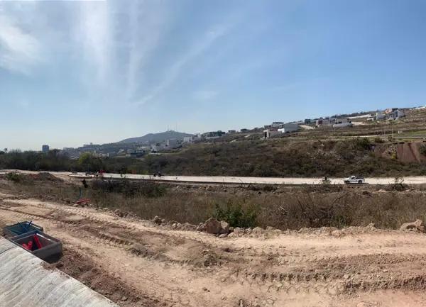 TERRENO ZANDA RESIDENCIAL LEON VENTA
