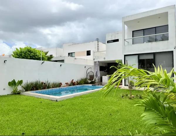 SE VENDE CASA EN DZITYA, ALBERCA Y PANELES SOLARES!! SE VENDE CASA EN DZITYA, ALBERCA Y PANELES SOLARES!!
