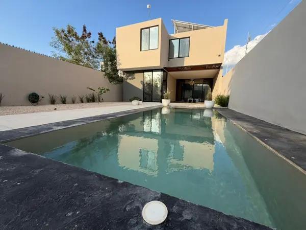 CASA EN VENTA AMUEBLADA Y EQUIPADA EN DZITYA, CON PANELES MERIDA YUC