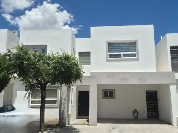Casa en Renta, Privadas de Santiago Casa en Renta, Privadas de Santiago