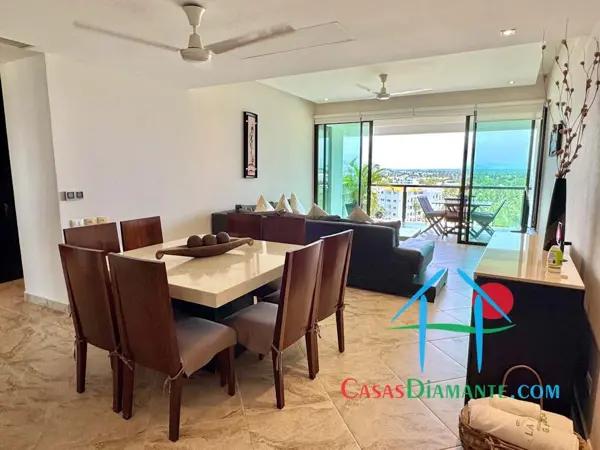 Depa con 2 recámaras, terraza y vista a los jardines y alberca