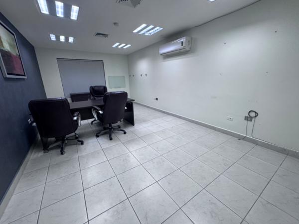 OFICINA EN RENTA
