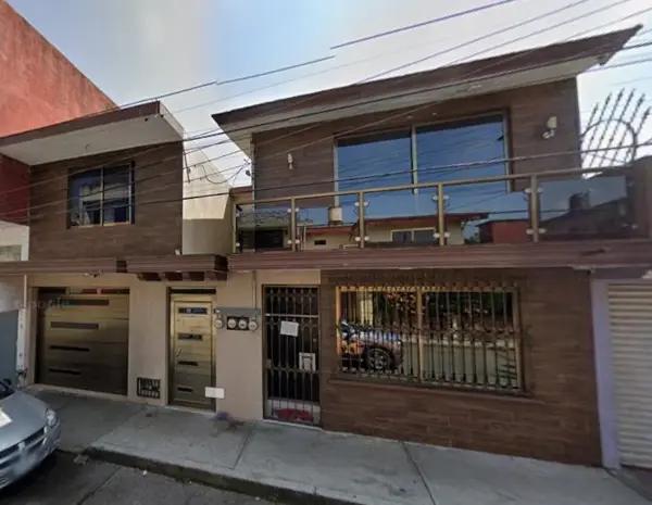 Venta de Casa en Xalapa, Veracruz - Amplia Residencia en Colonia Revolución Venta de Casa en Xalapa, Veracruz - Amplia Residencia en Colonia Revolución