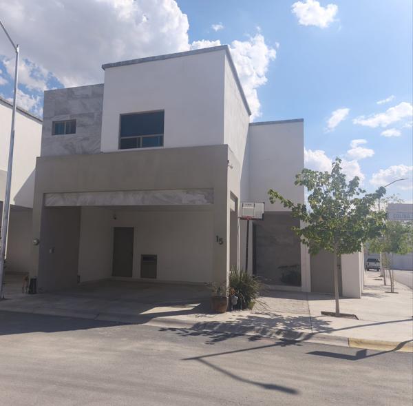 Casa en venta en viñedos equipada  en esquina