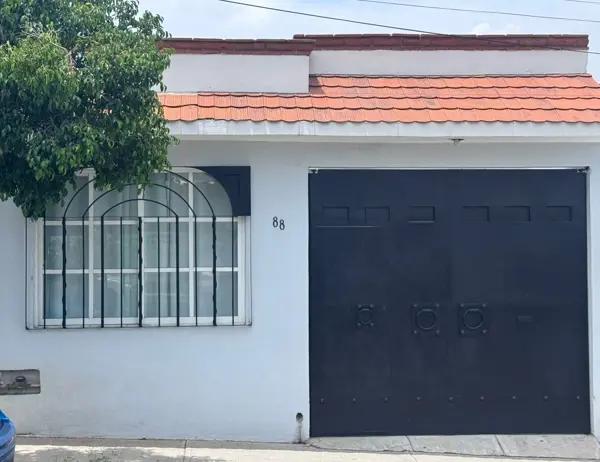 CASA EN VENTA EN SAN JUAN DEL RIO QUERETARO