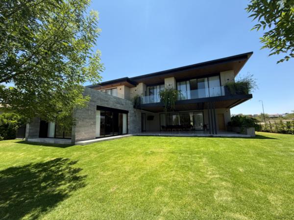 Casa con vista única y privada Casa con vista única y privada