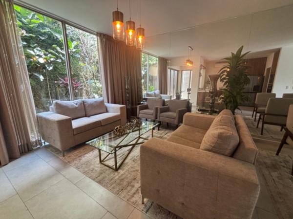 CASA AMUEBLADA EN RENTA EN RESIDENCIAL CUMBRES, LA JOYA