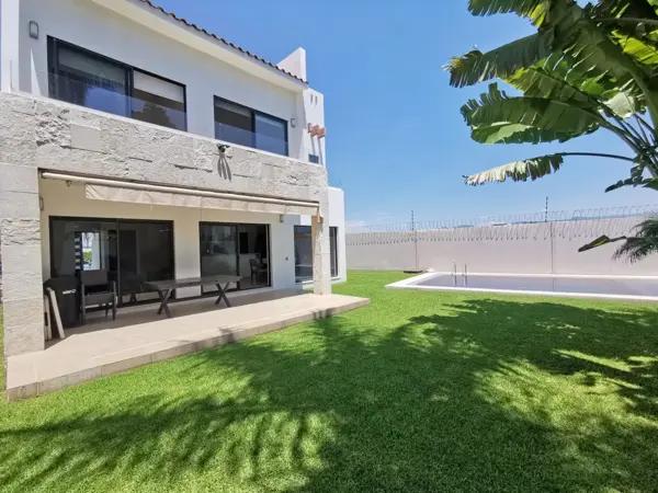 Casa en venta en Paraíso Country Club, Emiliano Zapata, Morelos