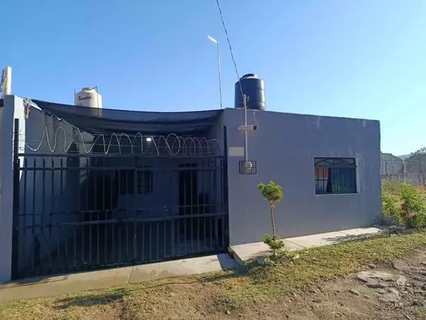 MIRADOR ESCONDIDO !!!! CASA EN VENTA DE UNA PLANTA SOLO PAGO DE CONTADO.
