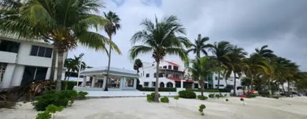SE VENDE CASA EN ZONA HOTELERA CANCUN