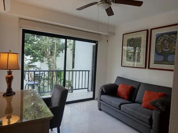 SE RENTA DEPARTAMENTO DOWNTOWN PUERTO MORELOS