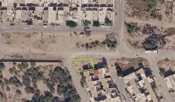 Terreno habitacional en venta en Hacienda Santa María, Torreón, 2-