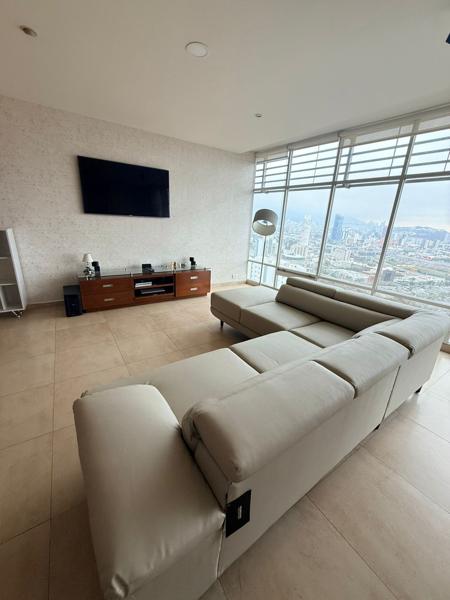 DEPARTAMENTO RENTA VALLE ORIENTE MONTERREY