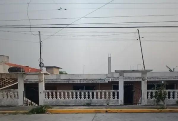 CASA DE ENTREGA INMEDIATA EN  PROFESOR ENRIQUE C. REBSAMEN, COL LAS FLORES, TUXPAN