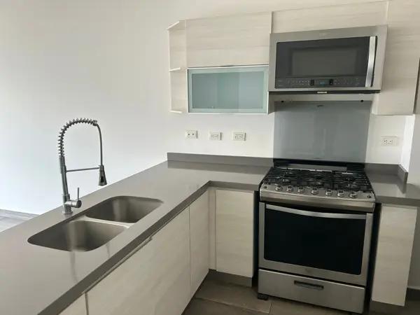DEPARTAMENTO RENTA VALLE PONIENTE TORRE TULE SANTA CATARINA N. L.