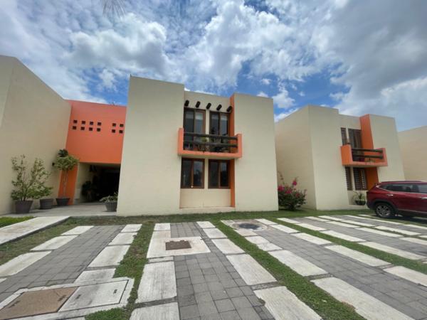 DEPARTAMENTO EN VENTA, PLANTA BAJA; PUERTA REAL, CORREGIDORA, QRO.