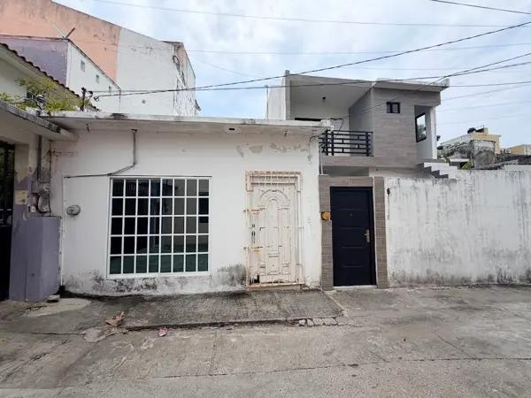 VENDO CASA CERCA DEL ACUARIO Y DE MALECON VENDO CASA CERCA DEL ACUARIO Y DE MALECON