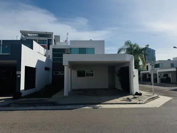 Casa en venta en Merida,Yucatan en Privada en Altabrisa