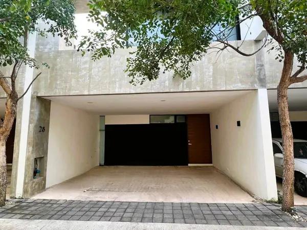 Townhouse en Venta en Zamorano, Colonia Montebello