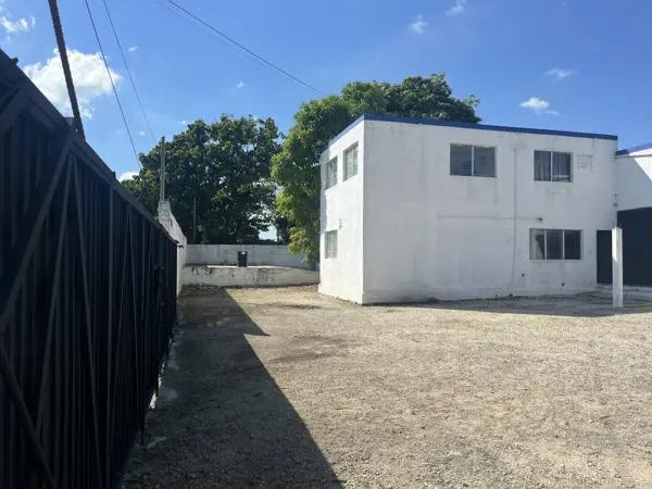 Nave industrial en Venta/Renta cerca de Kanasin Nave industrial en Venta/Renta cerca de Kanasin