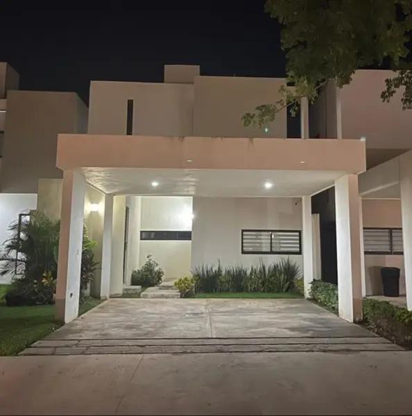 Residencia en VENTA en privada Zenzia