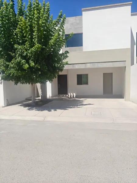 Casa en VENTA en Monte Olimpo en Quintas la Cima