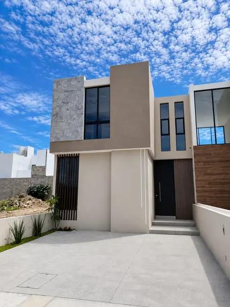Hermosa casa de 3 recámaras en mina de peña modelo Niquel