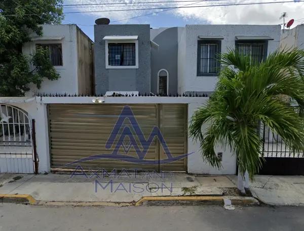 Casa en Venta en Supermanzana 512, Benito Juárez, Quintana Roo - Ideal para Familias