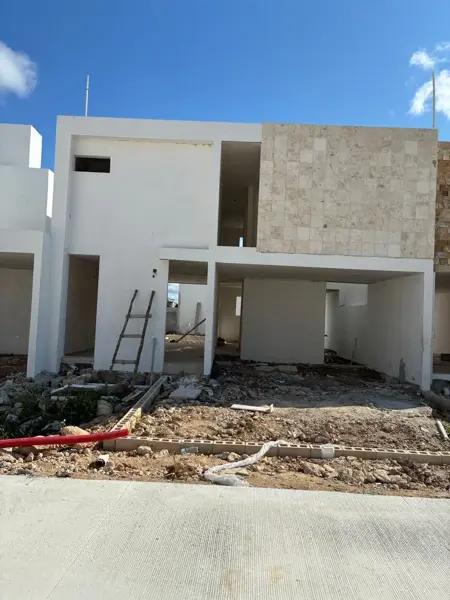 CASA EN VENTA EN MERIDA, PRIVADA EN ZONA CONKAL CON CASA CLUB CASA EN VENTA EN MERIDA, PRIVADA EN ZONA CONKAL CON CASA CLUB