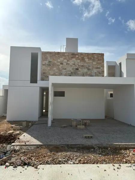 CASA EN VENTA EN PRIVADA EN CONKAL AL NORTE DE MERIDA