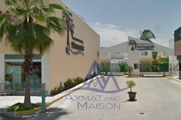 Casa en Venta en Granjas del Marqués, Acapulco: En Condominio Cerrado y con Alberca