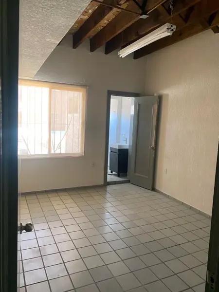OFICINAS/CONSULTORIOS  EN RENTA, EN AVENIDA JUAREZ, COL. CENTRO, TORREON, COAH.