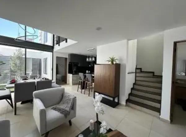 Casa Nueva en Venta con Recámara en Planta Baja y Doble Altura – Fracc. Privado, Corregidora, Qro.