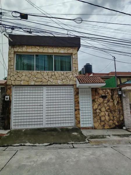 SE VENDE CASA, EN VALLE DORADO SE VENDE CASA, EN VALLE DORADO