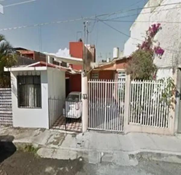 Venta  de Casa en Morelia con 3 Recámaras y Amplias Amenidades