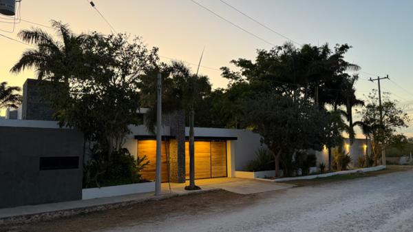 Casa en Venta en Dzityá, Mérida - Espacio y Confort con Amplio Jardín DIMORA BELLA VITA
