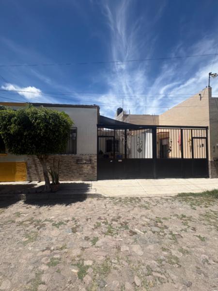 CASA 1 NIVEL EN VENTA