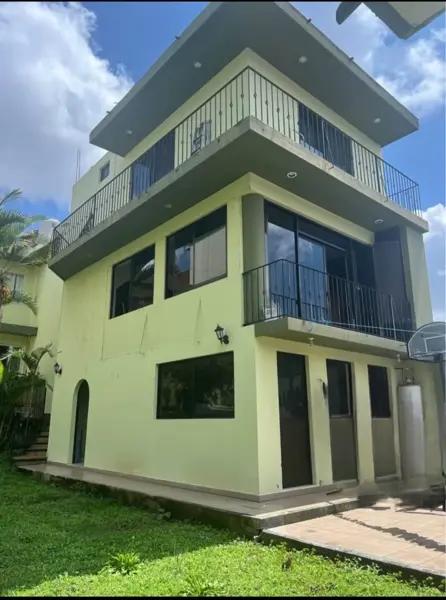 Casa grande céntrica en renta Xalapa Casa grande céntrica en renta Xalapa